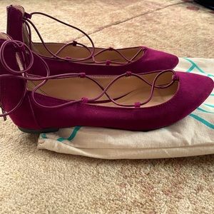 Report faux suede burgundy flat Size 8. NWT!!